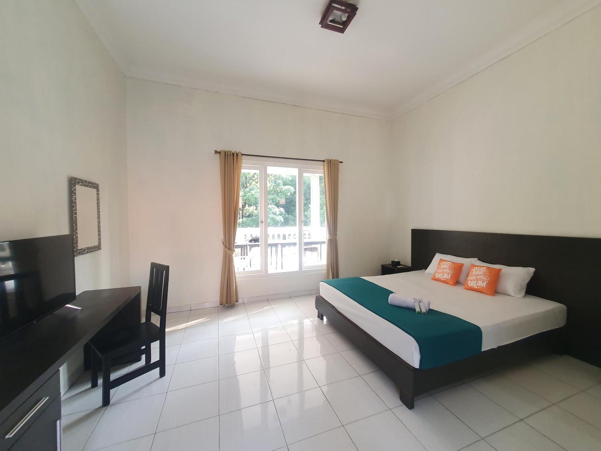 Ruang Tidur At Dpalma Bogor Hotel ภายนอก รูปภาพ