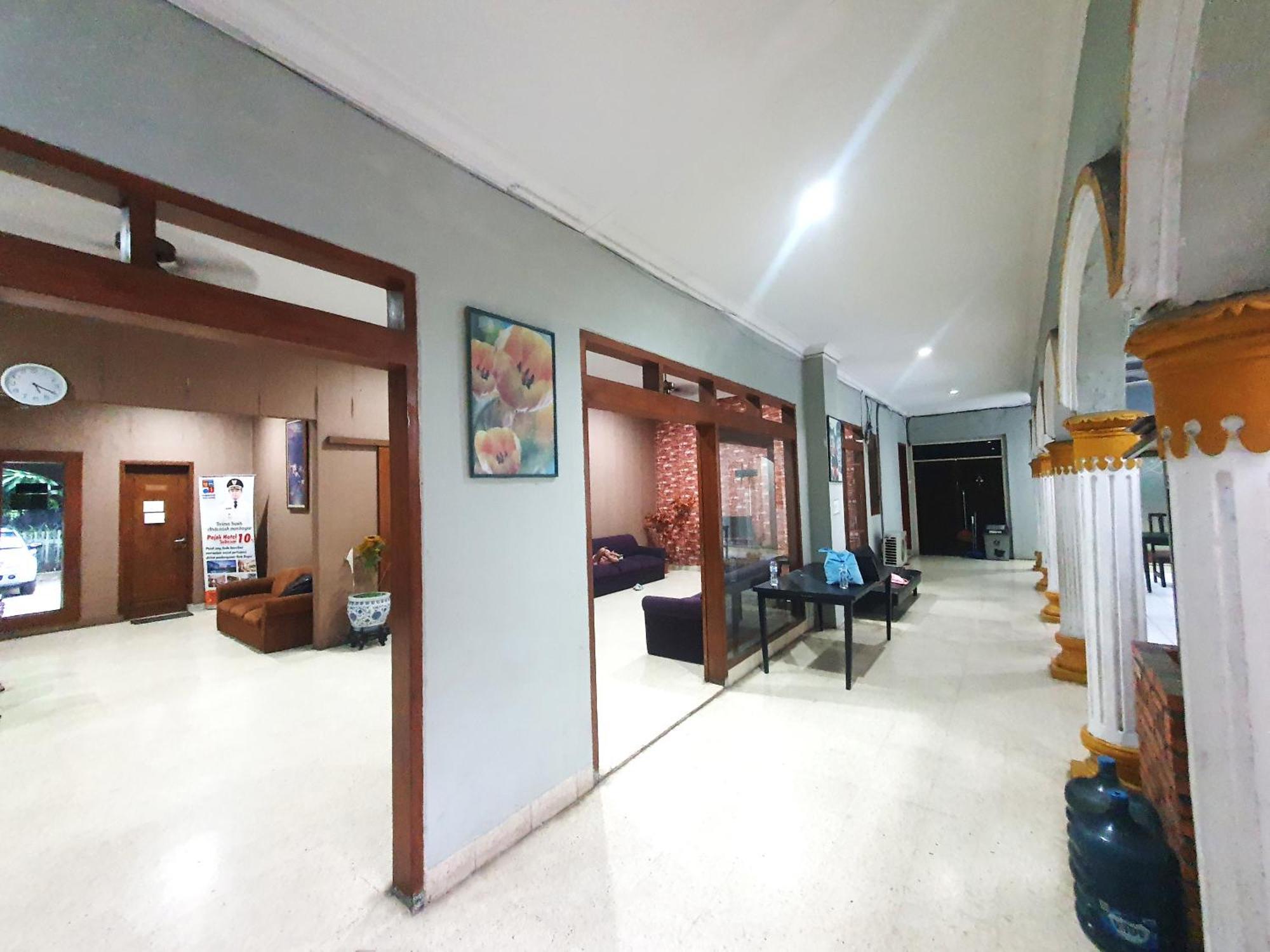 Ruang Tidur At Dpalma Bogor Hotel ภายนอก รูปภาพ
