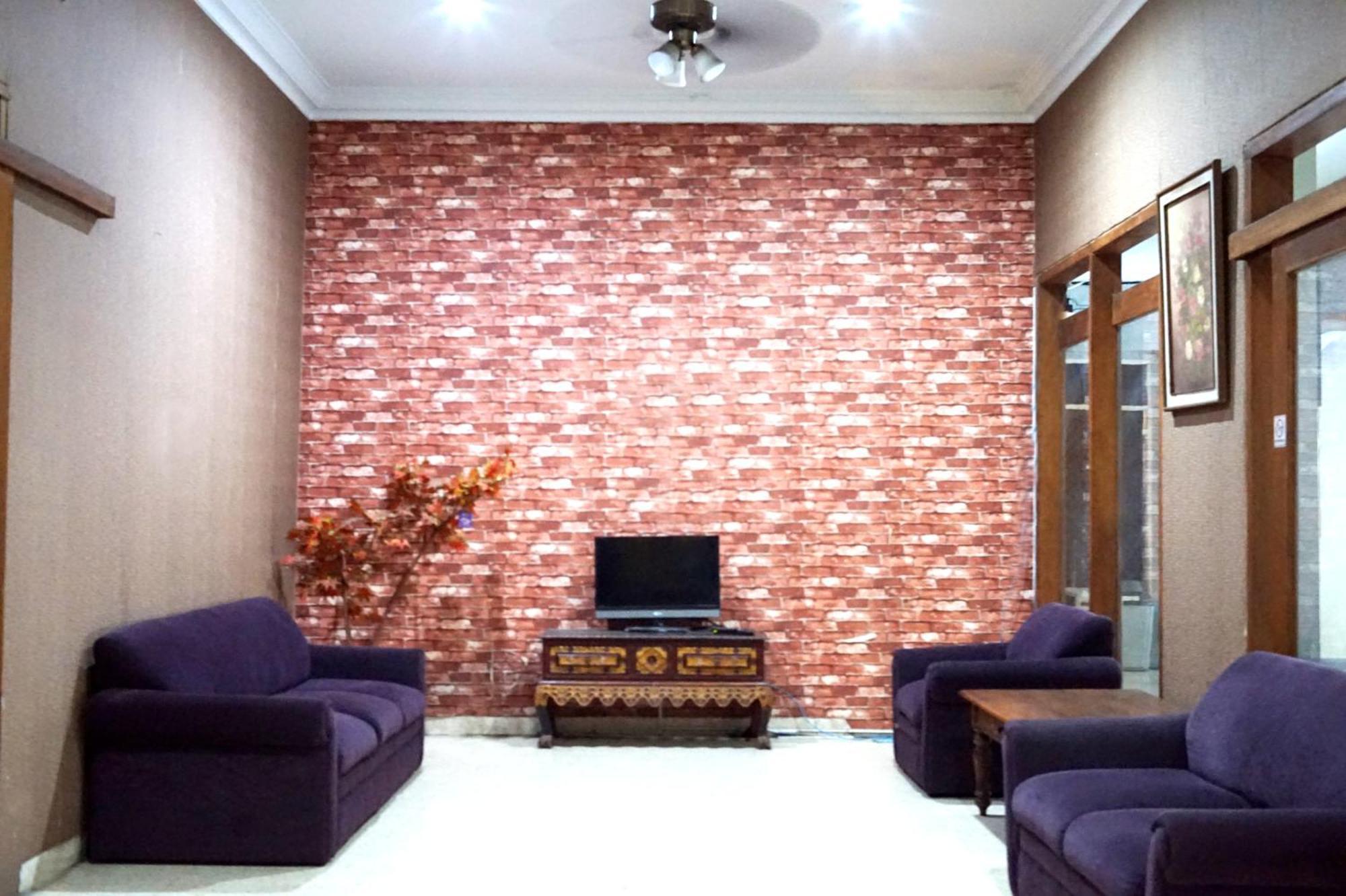 Ruang Tidur At Dpalma Bogor Hotel ภายนอก รูปภาพ